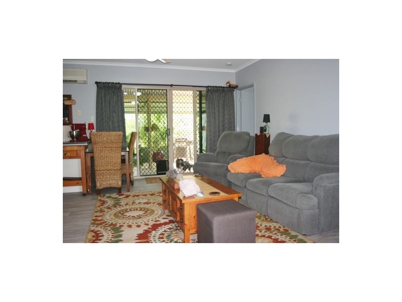 110-112 Scarvell Place, Kooralbyn QLD 4285