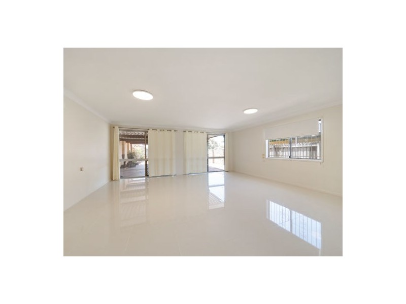 418 Mains Road, Macgregor QLD 4109