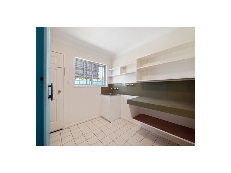 418 Mains Road, Macgregor QLD 4109