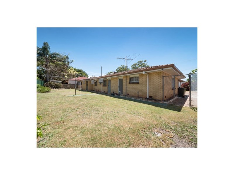 418 Mains Road, Macgregor QLD 4109