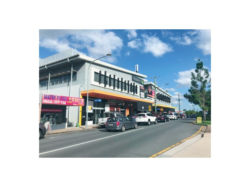 86 Cook St, Oxley QLD 4075