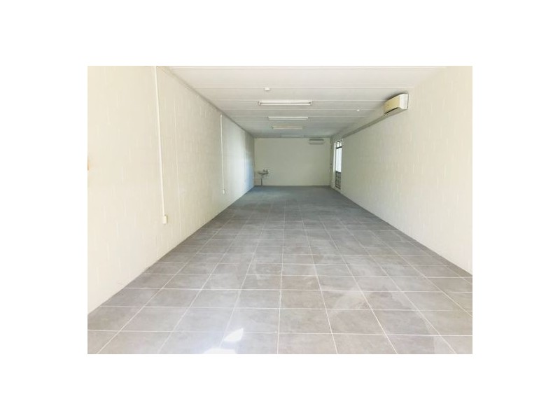 86 Cook St, Oxley QLD 4075