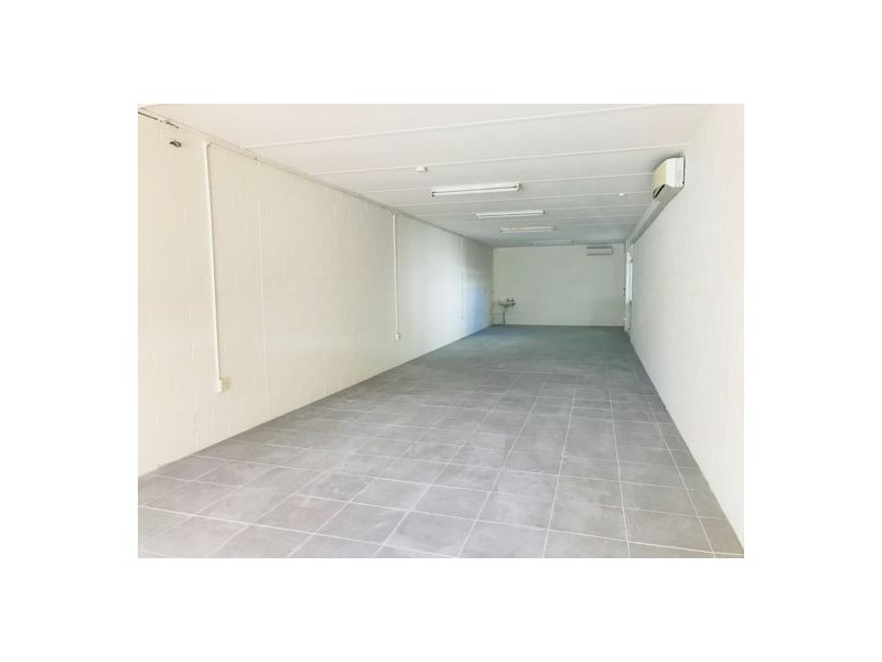 86 Cook St, Oxley QLD 4075