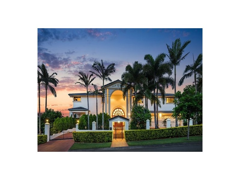 1 Wills Place (78 Delfin Drive), Macgregor QLD 4109