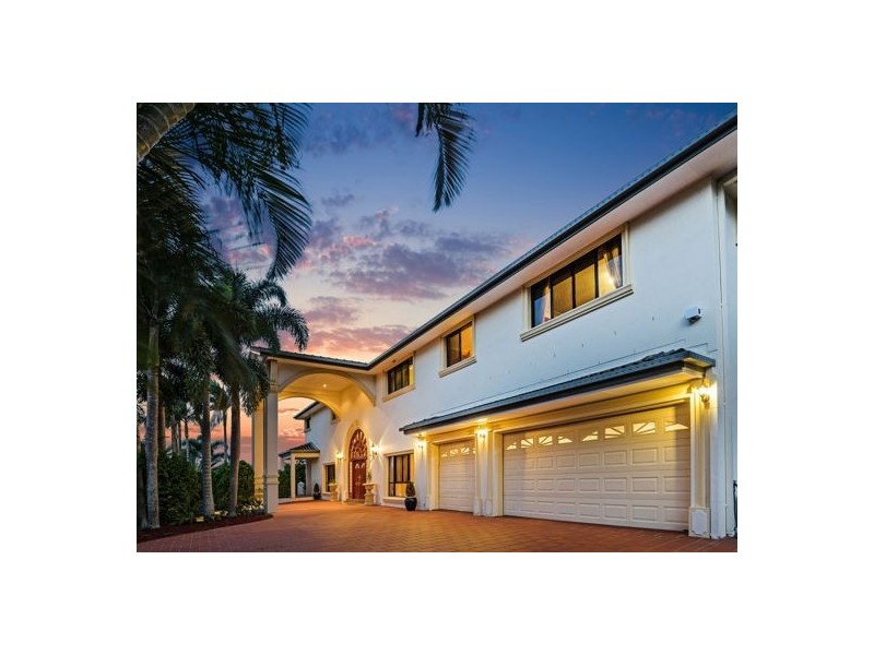 1 Wills Place (78 Delfin Drive), Macgregor QLD 4109