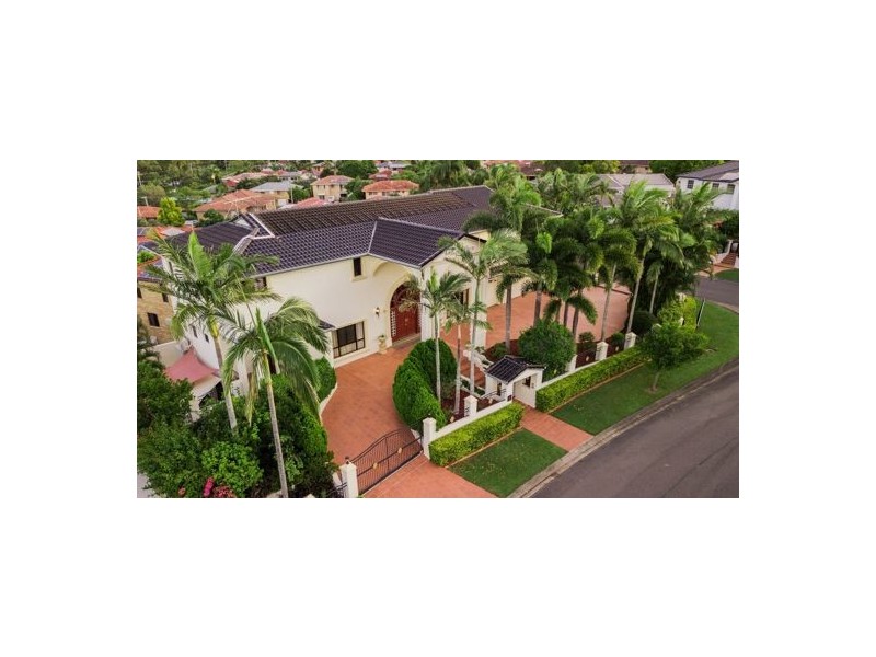 1 Wills Place (78 Delfin Drive), Macgregor QLD 4109