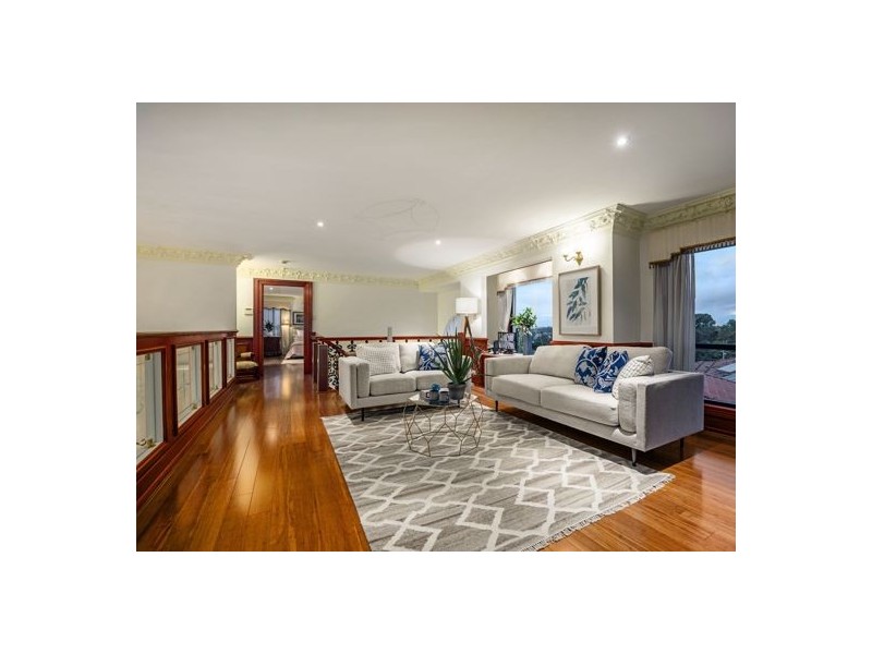 1 Wills Place (78 Delfin Drive), Macgregor QLD 4109