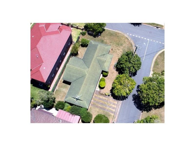 20 Epsom Street (19 Chadford Street), Macgregor QLD 4109