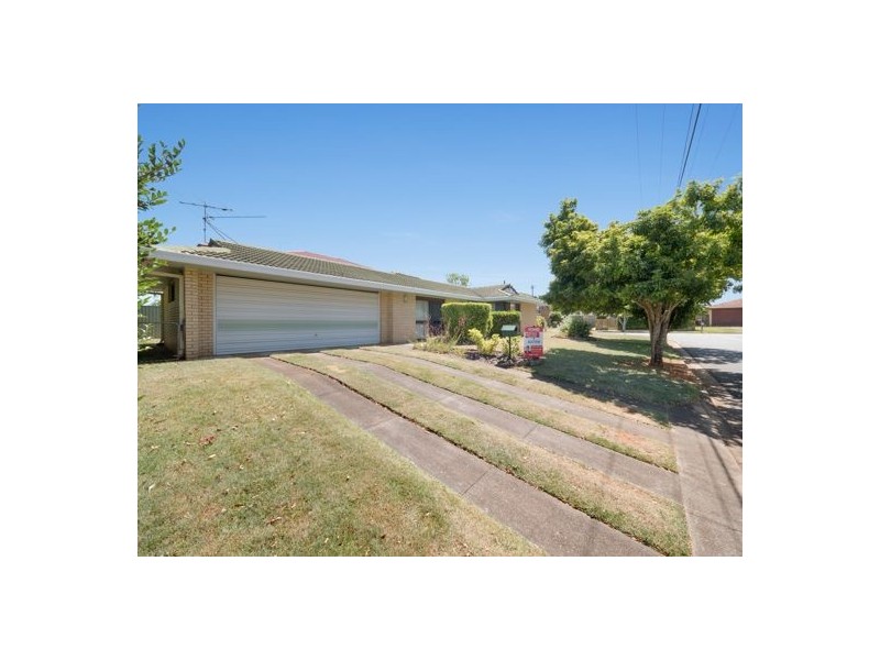 20 Epsom Street (19 Chadford Street), Macgregor QLD 4109