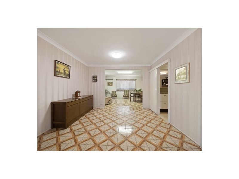 20 Epsom Street (19 Chadford Street), Macgregor QLD 4109