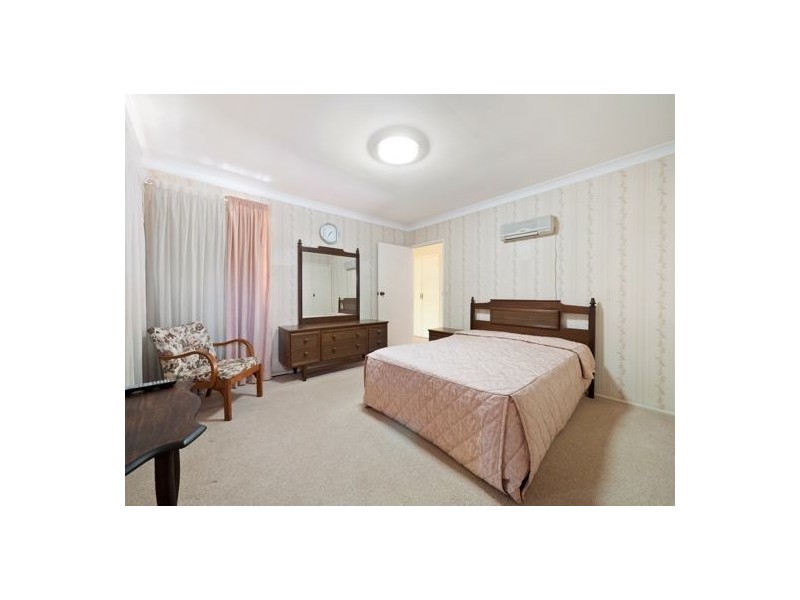 20 Epsom Street (19 Chadford Street), Macgregor QLD 4109