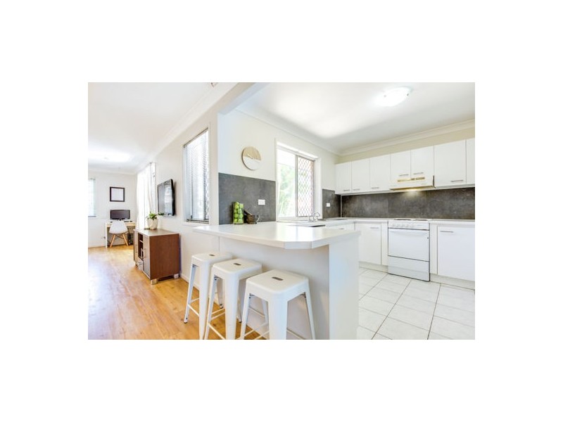 6 KNIGHT STREET, Redbank Plains QLD 4301