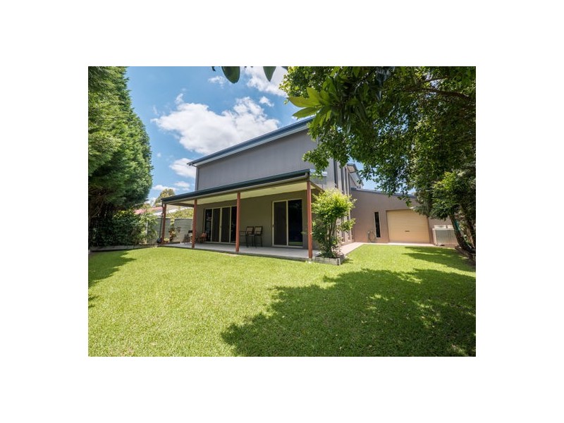 6 Riverpoint Boulevard, Riverhills QLD 4074