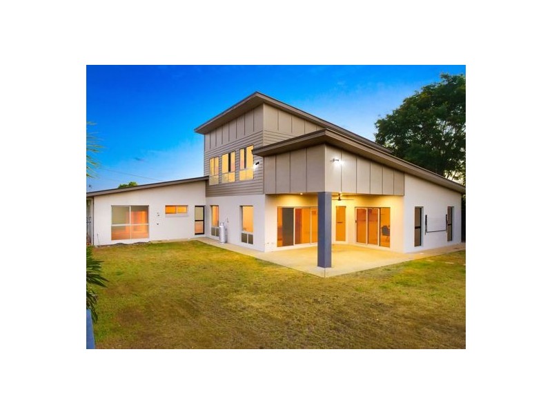 92 Dunedin Street, Sunnybank QLD 4109