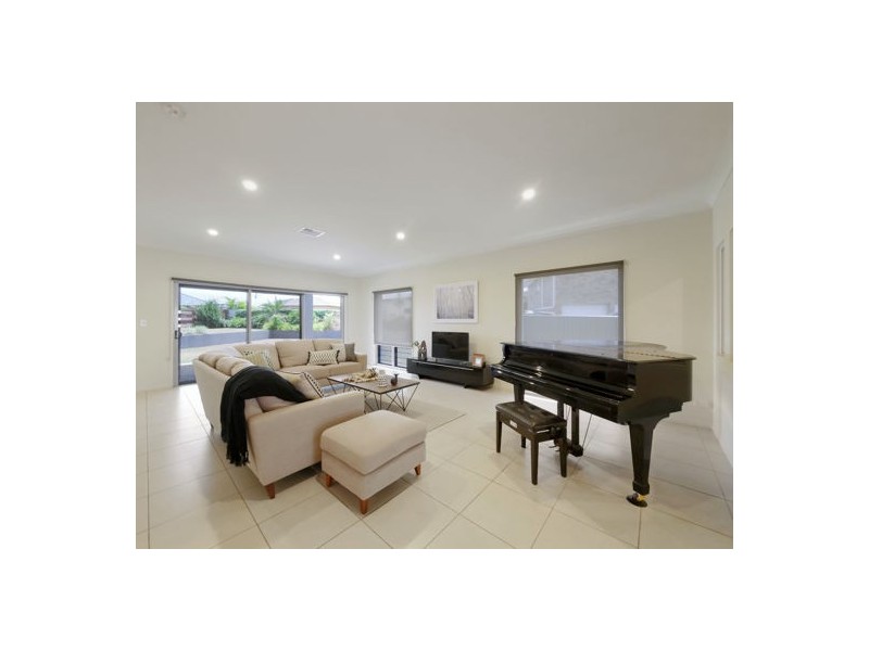 92 Dunedin Street, Sunnybank QLD 4109