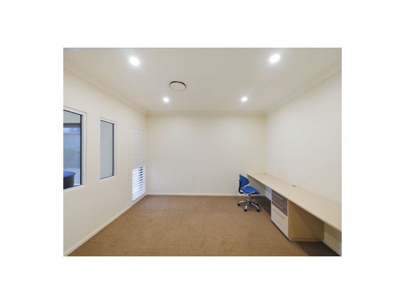 92 Dunedin Street, Sunnybank QLD 4109