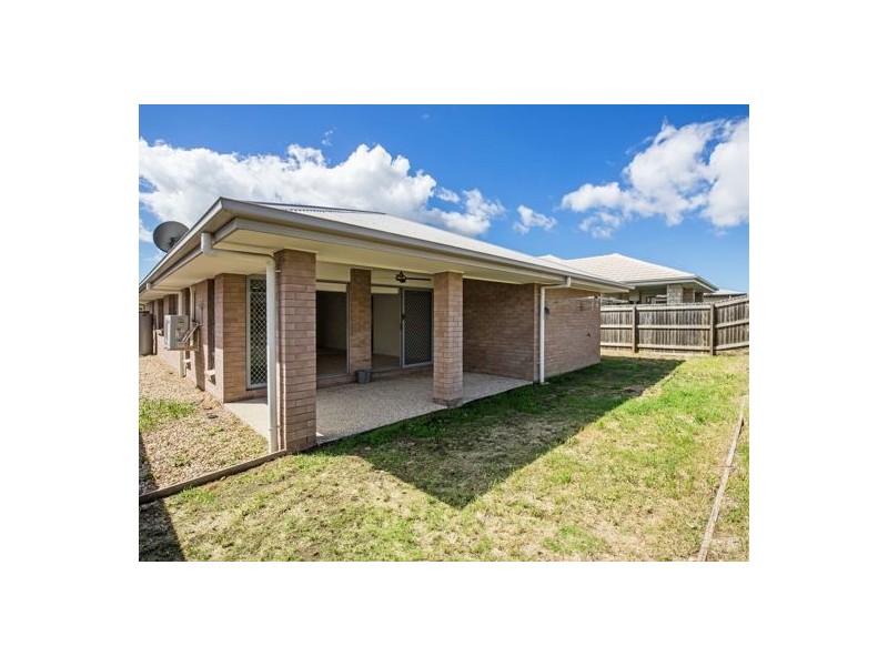 65 Milbrook Crescent, Pimpama QLD 4209