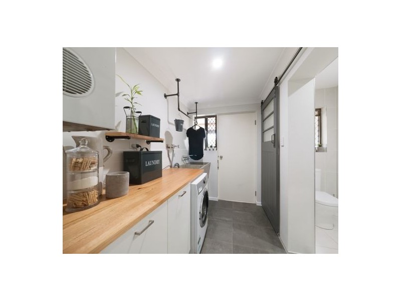 11 Garrawilla Street, Robertson QLD 4109