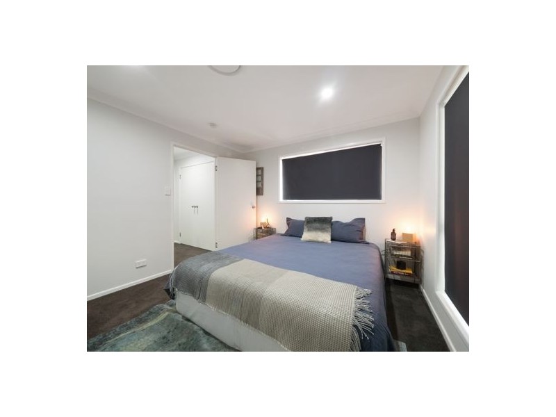 11 Garrawilla Street, Robertson QLD 4109