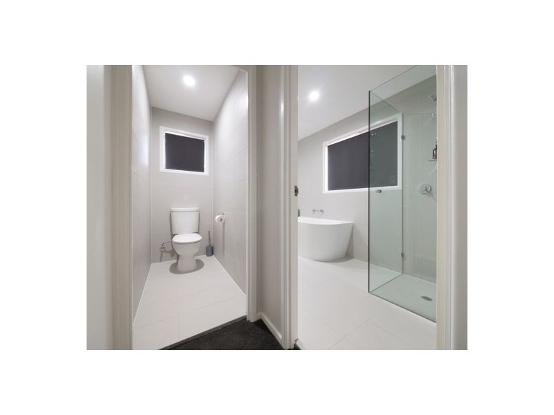 11 Garrawilla Street, Robertson QLD 4109