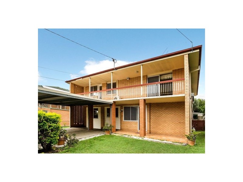 65 Granadilla Street, Macgregor QLD 4109