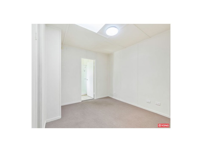 31 Keeling Street, Coopers Plains QLD 4108