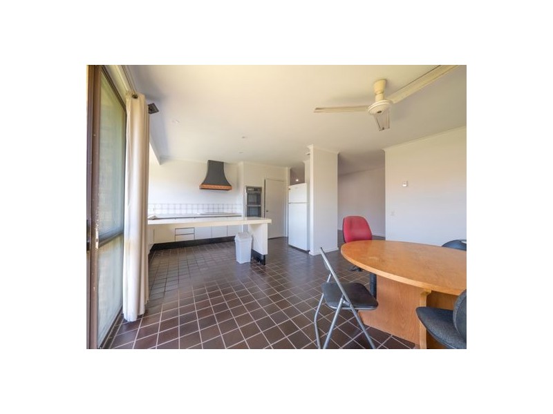 433 Mains Road, Macgregor QLD 4109