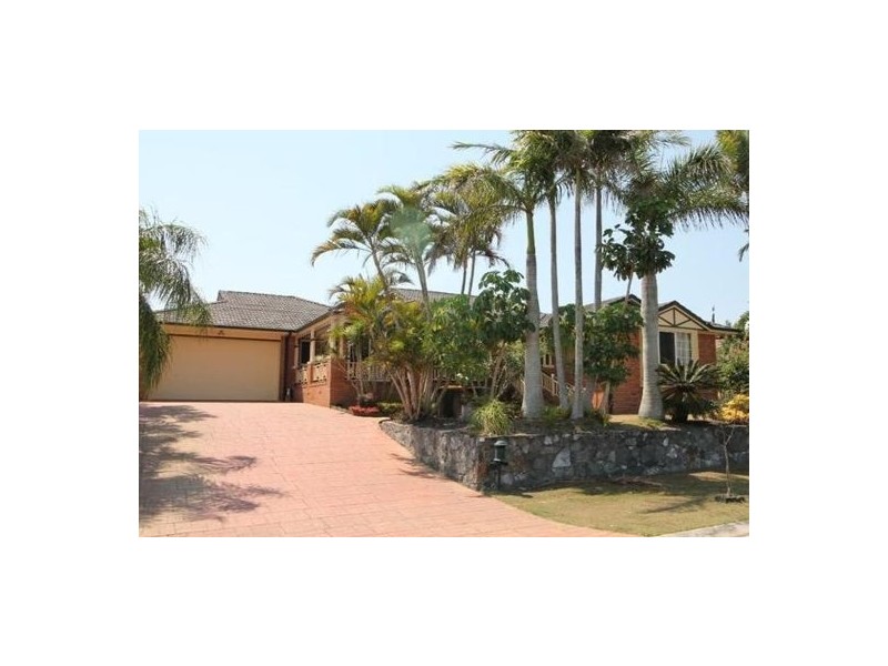 10 Lincoln Place, Stretton QLD 4116