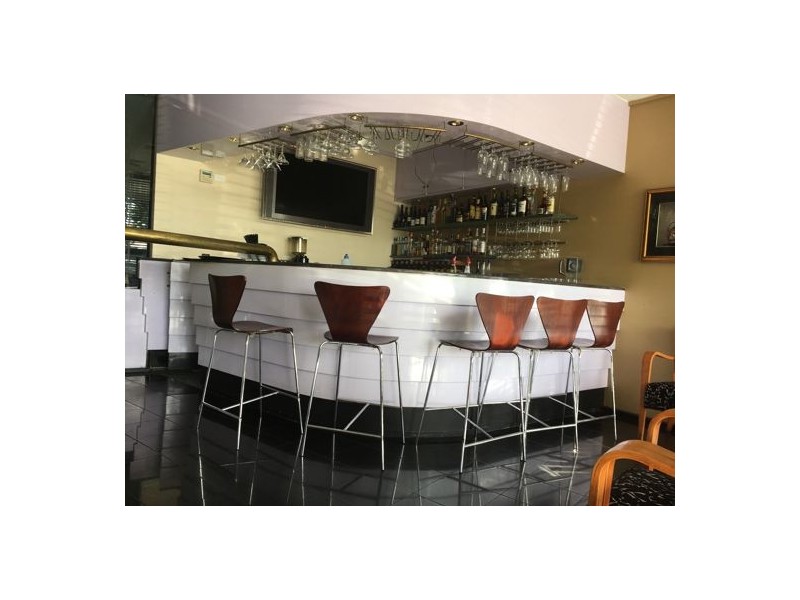 Shop 1/1898 Logan Road, Upper Mount Gravatt QLD 4122