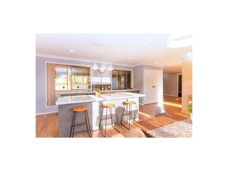 33 Lewis Place, Calamvale QLD 4116