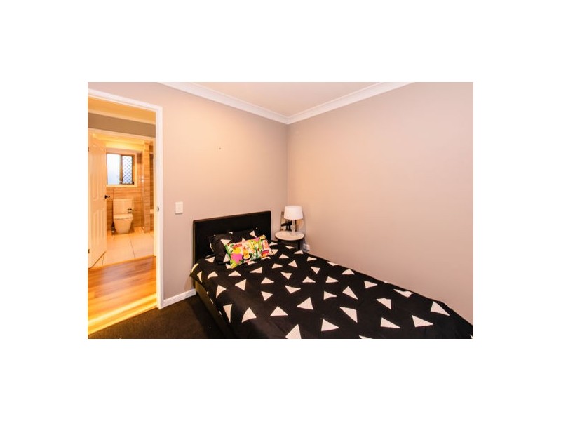 33 Lewis Place, Calamvale QLD 4116