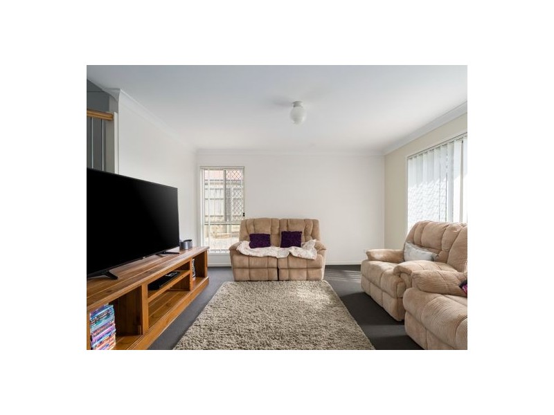 11 Delaforce Street, Regents Park QLD 4118
