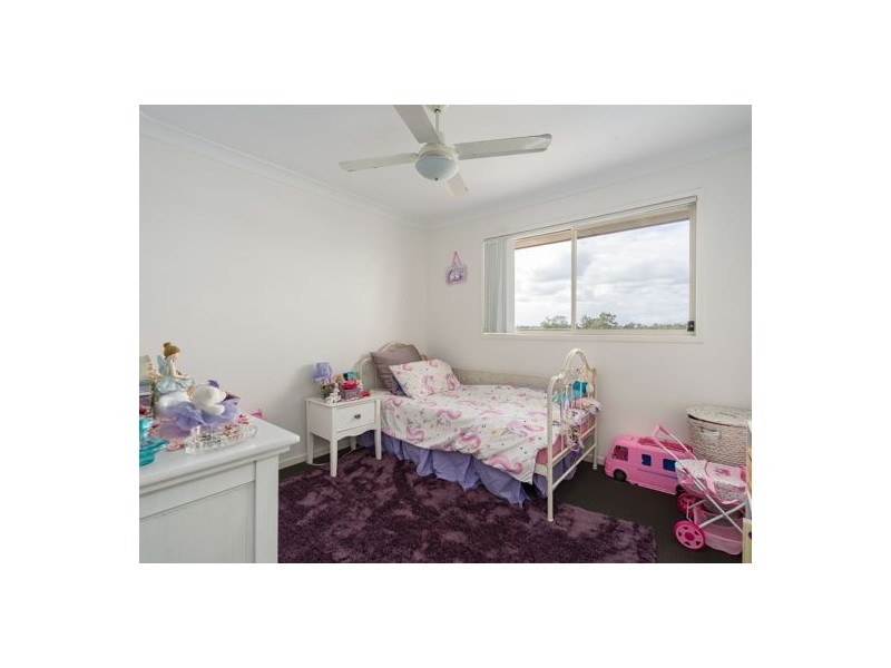 11 Delaforce Street, Regents Park QLD 4118