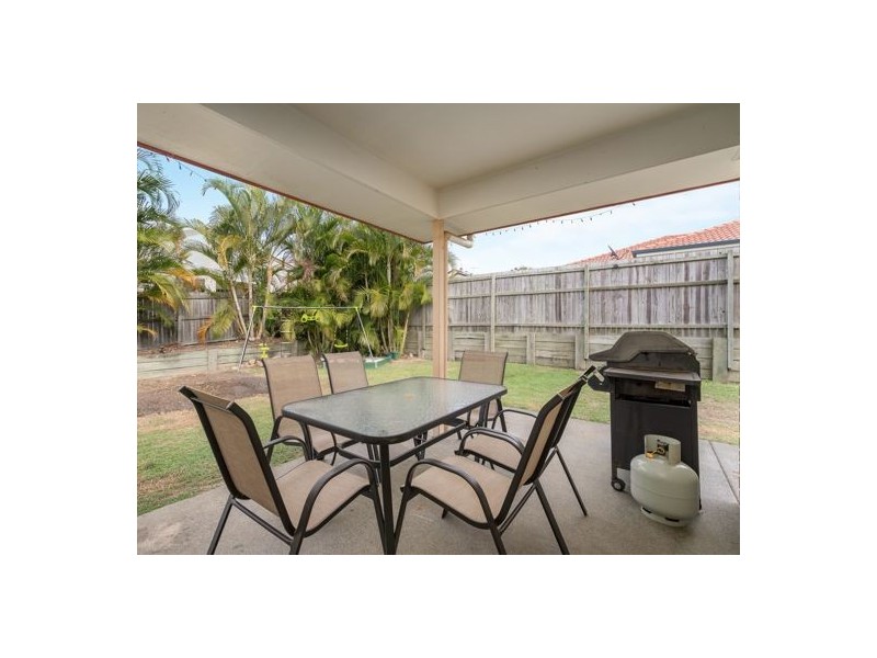11 Delaforce Street, Regents Park QLD 4118