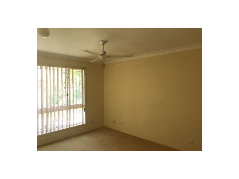 27 Oakville St, Runcorn QLD 4113