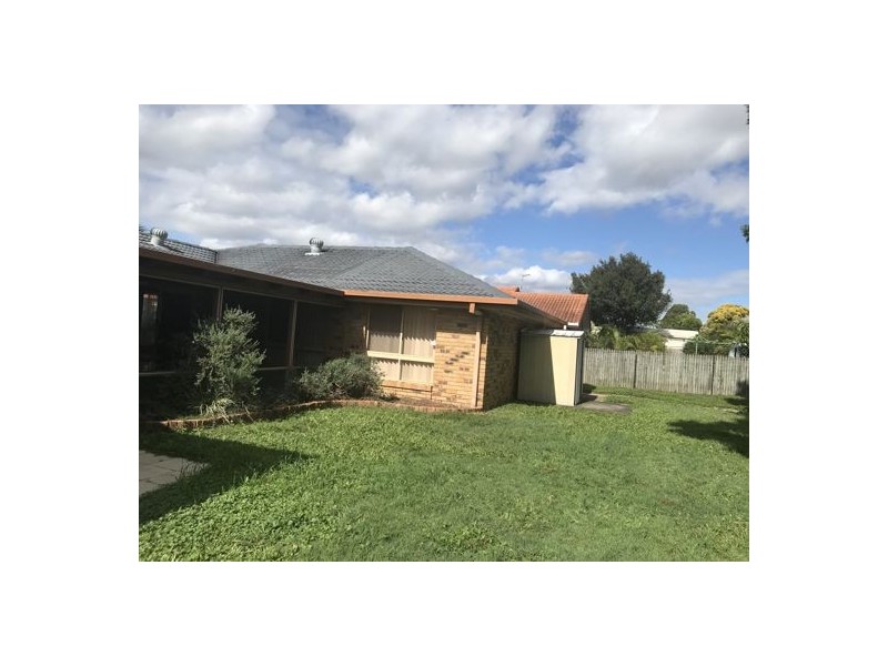 27 Oakville St, Runcorn QLD 4113