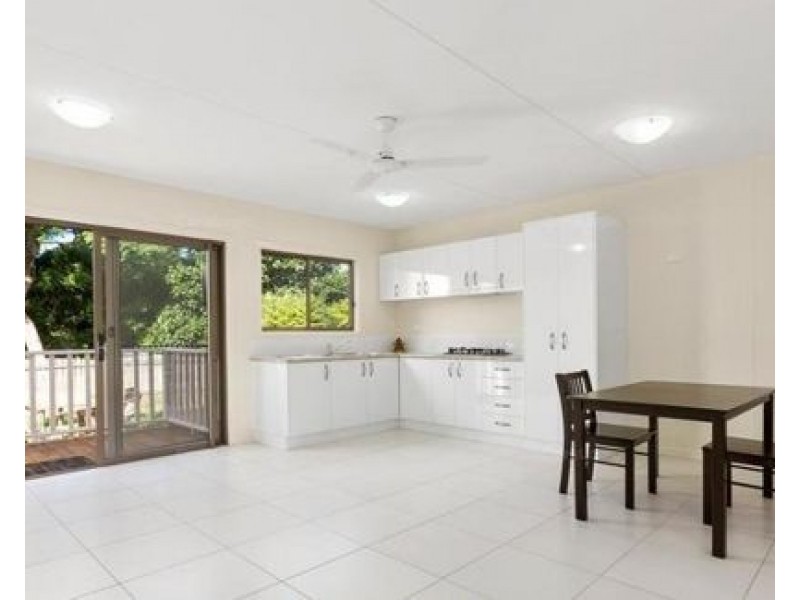 11 Camaro Street (Granny Flat), Runcorn QLD 4113