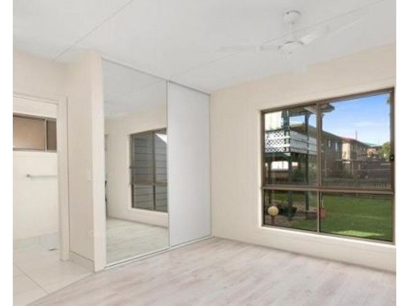 11 Camaro Street (Granny Flat), Runcorn QLD 4113