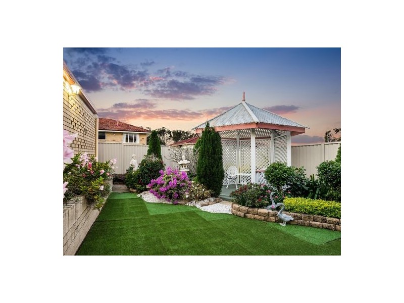 10 Angelina Street, Macgregor QLD 4109