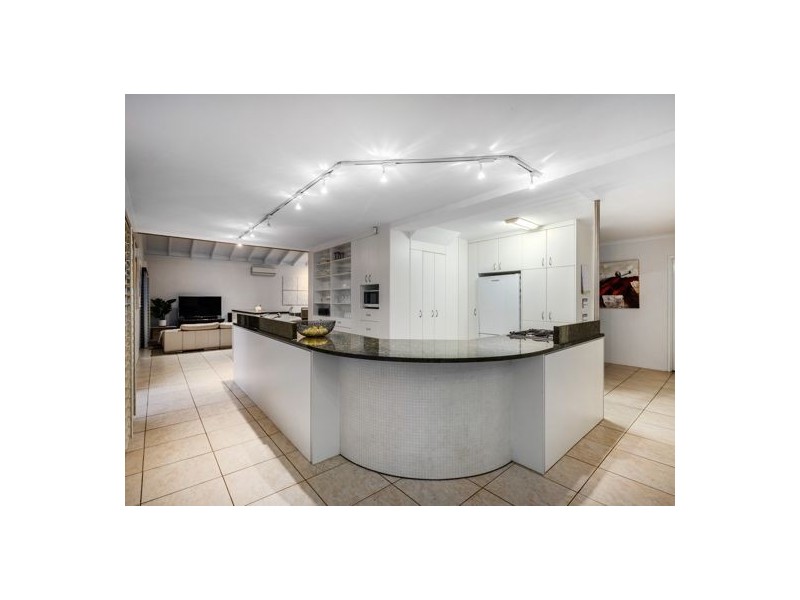 47 Romulus Street, Robertson QLD 4109