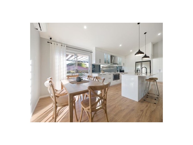 8 Lang Street, Sunnybank Hills QLD 4109