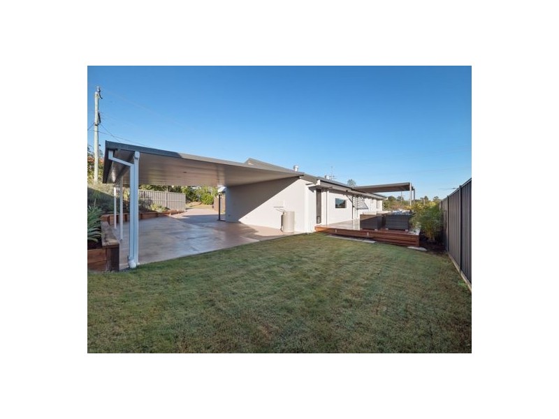 8 Lang Street, Sunnybank Hills QLD 4109