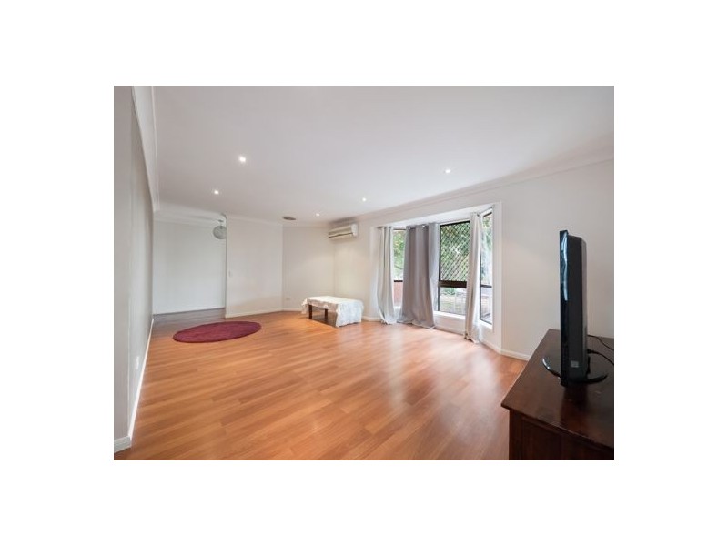 27 Sirett Street (1 Colvillea Street), Runcorn QLD 4113