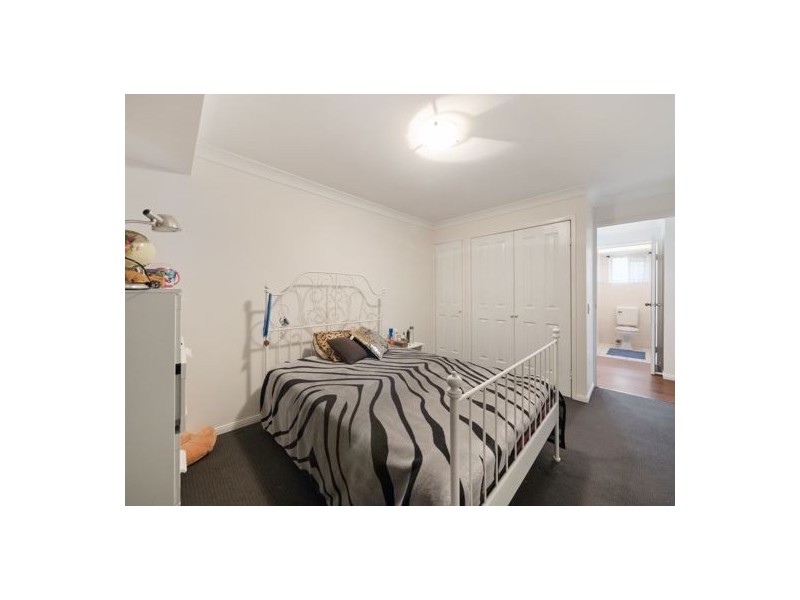 27 Sirett Street (1 Colvillea Street), Runcorn QLD 4113