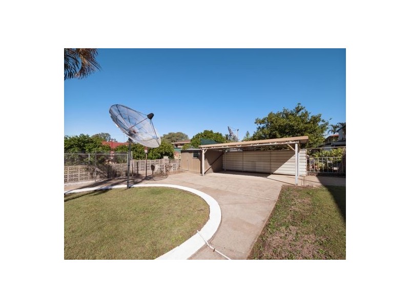 27 Ilya Street, Macgregor QLD 4109