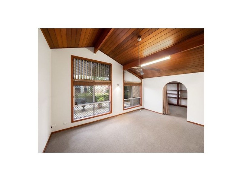 30 Missouri Street (142 Garro Street), Sunnybank Hills QLD 4109