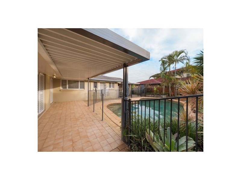 30 Missouri Street (142 Garro Street), Sunnybank Hills QLD 4109