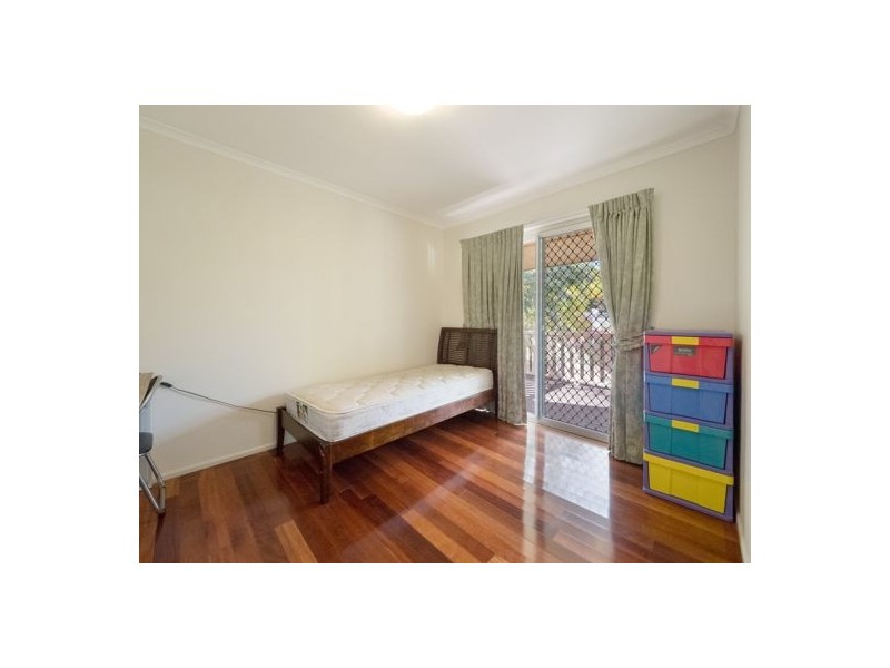 44 Springfield Street, Macgregor QLD 4109