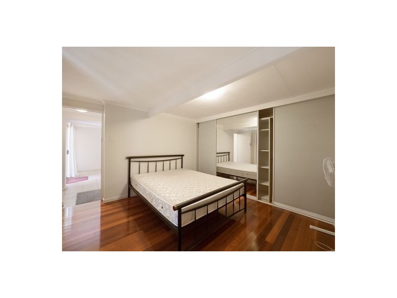 44 Springfield Street, Macgregor QLD 4109