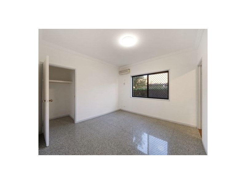 15 Parnassus Street (15 Magnolia Grove), Robertson QLD 4109